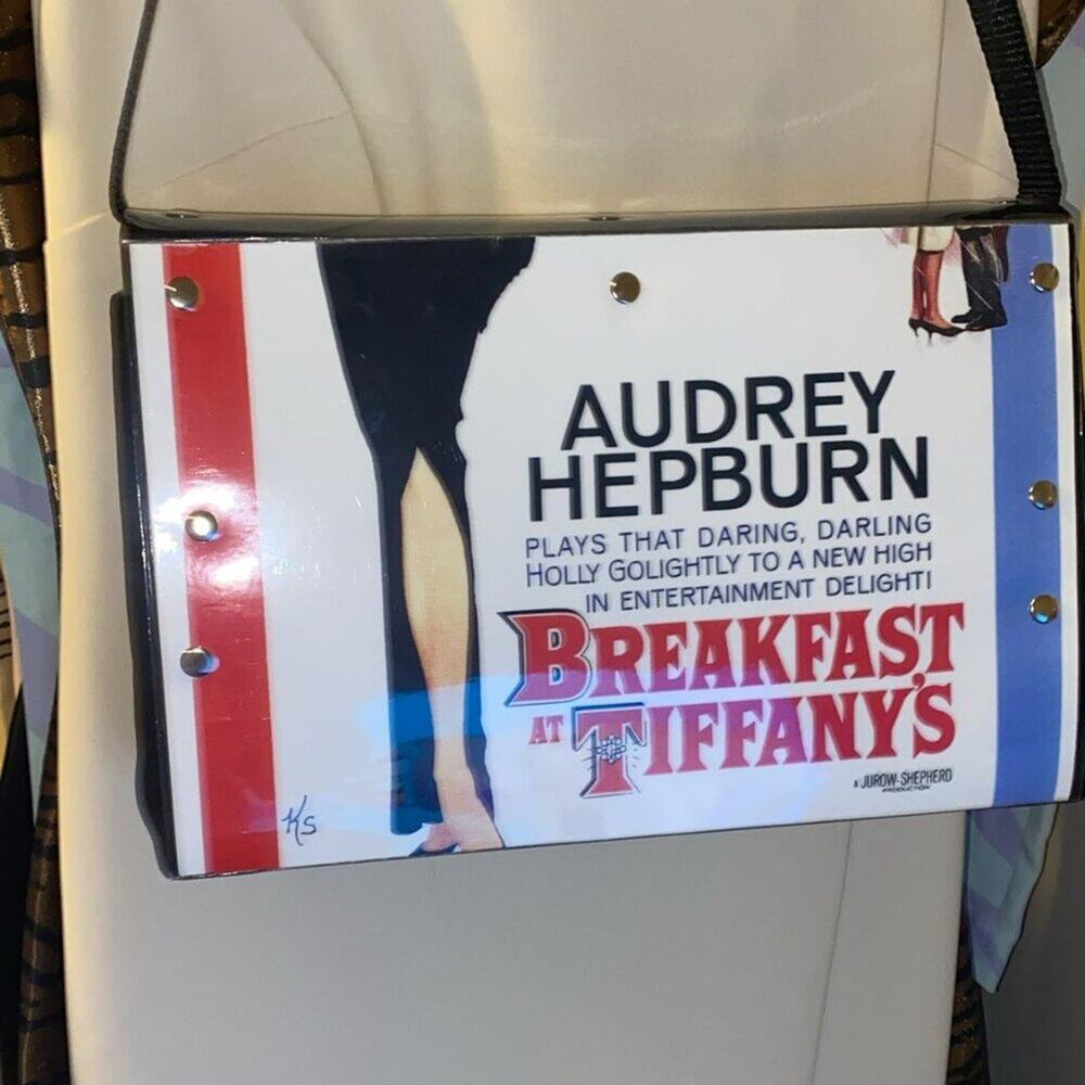 Retro Style Handbag - Picture 2 of 7